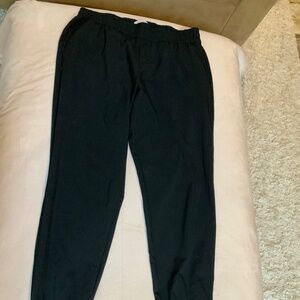 BR Standard Sz M lightweight joggers Women’s